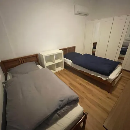 Motel24 Low-budget Apartment *